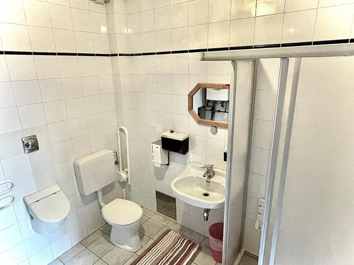 Apartment & Monteurzimmer Wiedeń Zewnętrze zdjęcie